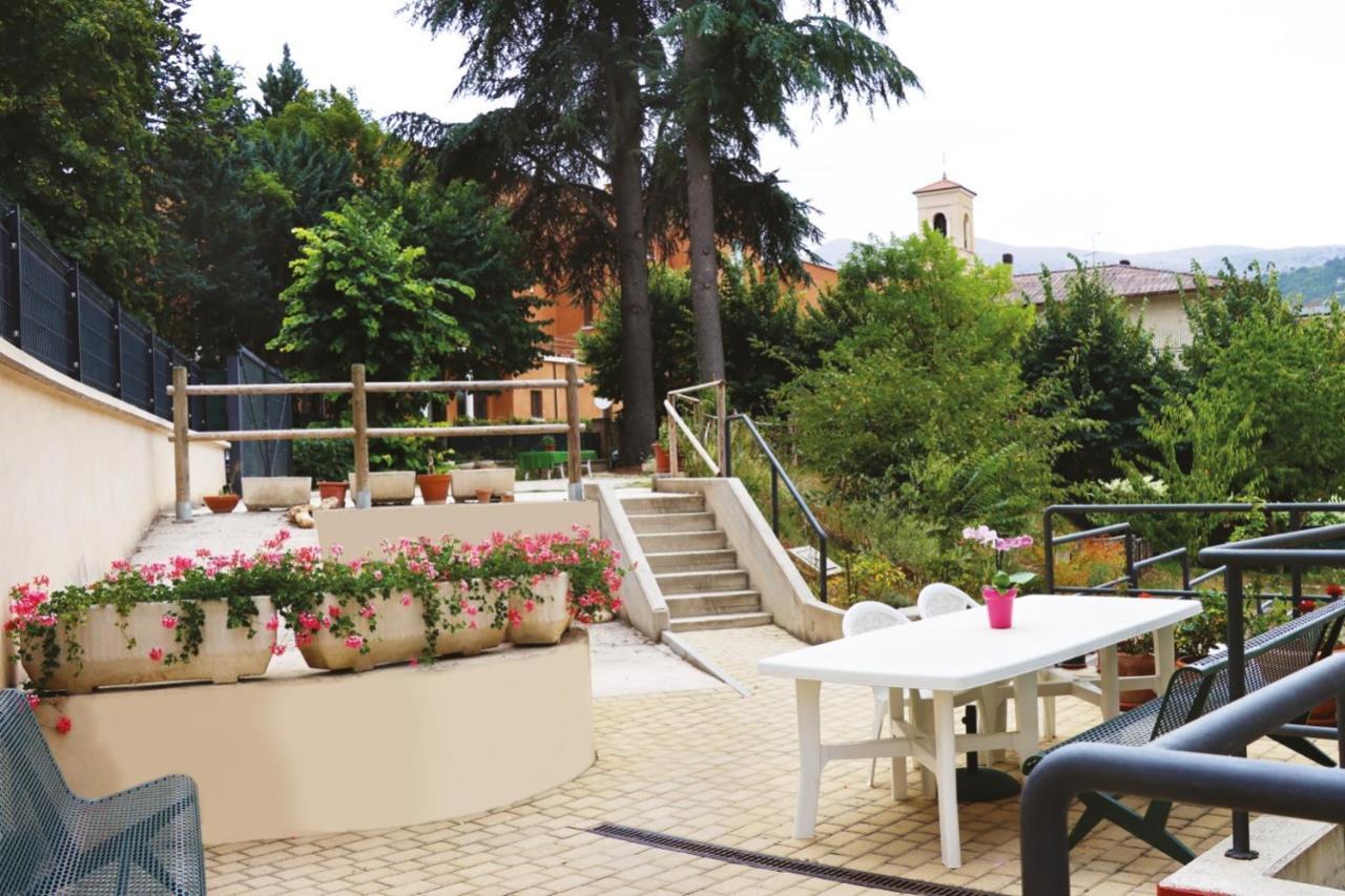 Casa Ospitalita San Giuseppe Bed & Breakfast ลาควิลา ภายนอก รูปภาพ