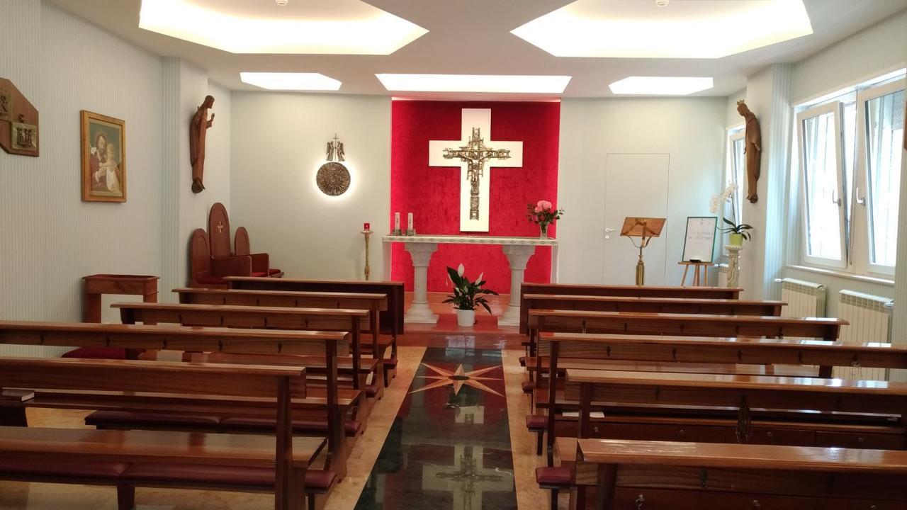 Casa Ospitalita San Giuseppe Bed & Breakfast ลาควิลา ภายนอก รูปภาพ