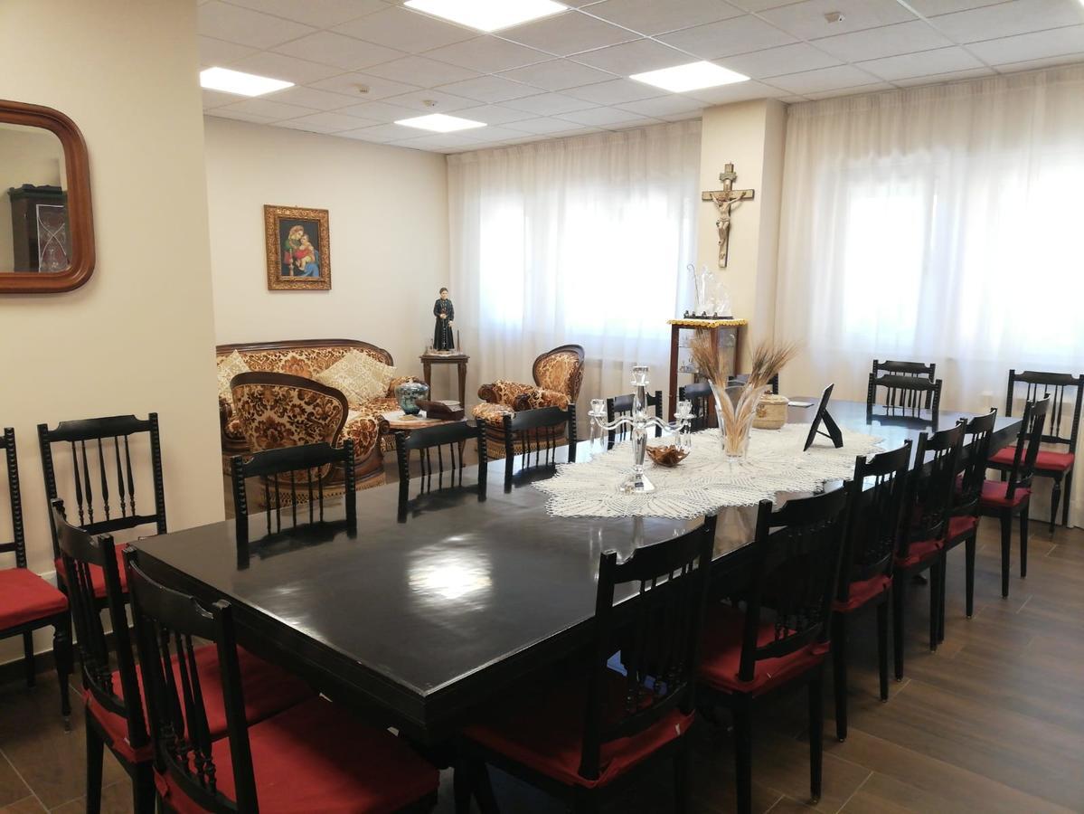 Casa Ospitalita San Giuseppe Bed & Breakfast ลาควิลา ภายนอก รูปภาพ